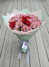 Букет цветов из:  Альстромерии #REPLACE_PRED# Юце