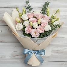 Букет цветов из:  Лизиантусы в Юце