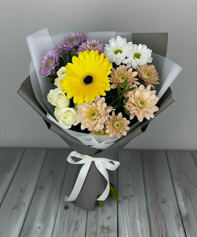 Букет цветов из: Розы, Герберы и Хризантемы в Юце