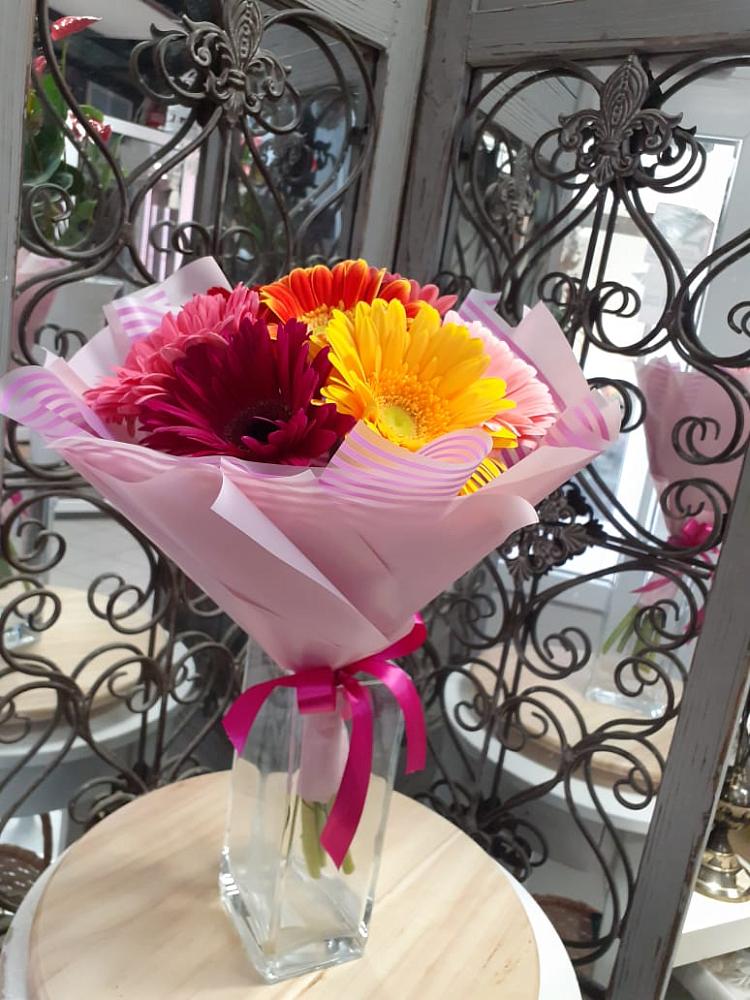 Букет цветов из: Герберы в Юце