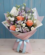 Букет цветов из:  Лизиантусы, Розы, Альстромерии и Гипсофила #REPLACE_PRED# Юце