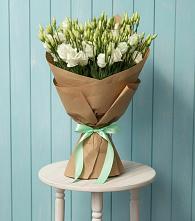 Букет цветов из:  Лизиантусы в Юце