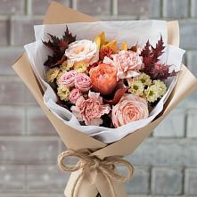 Букет цветов из:  Гвоздики, Хризантемы и Розы в Юце