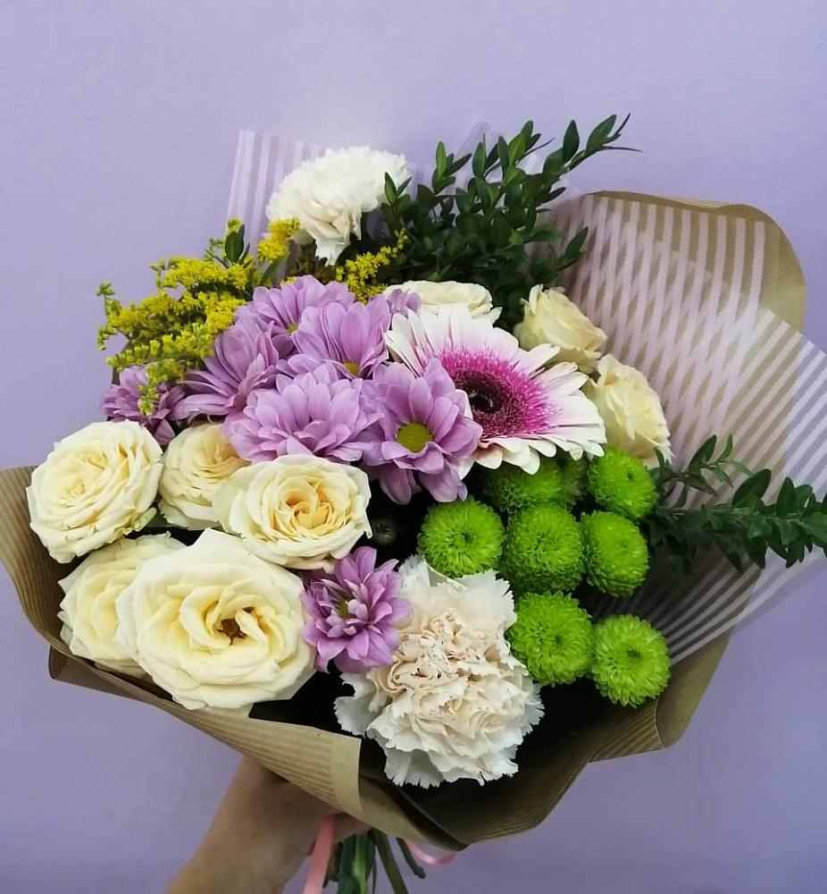 Букет цветов из: Хризантемы, Розы, Гвоздики и Герберы в Юце