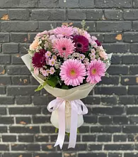Букет цветов из:  Герберы и Хризантемы #REPLACE_PRED# Юце