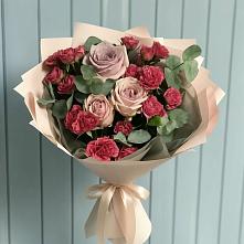 Букет цветов из:  Гвоздики и Розы в Юце