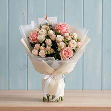 Букет цветов из:  Розы #REPLACE_PRED# Юце