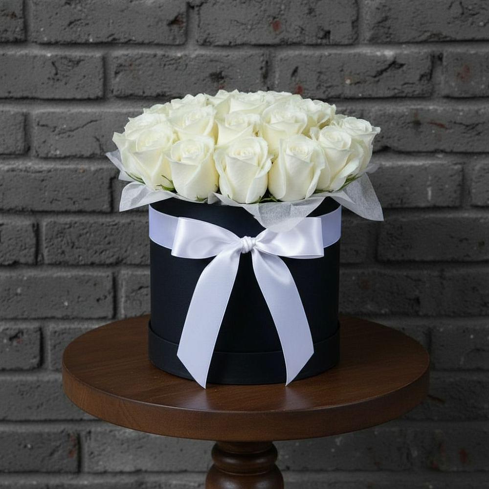 Цветочная композиция из Розы в шляпной коробке в Юце