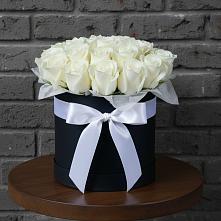 Цветочная композиция из Розы в шляпной коробке в Юце